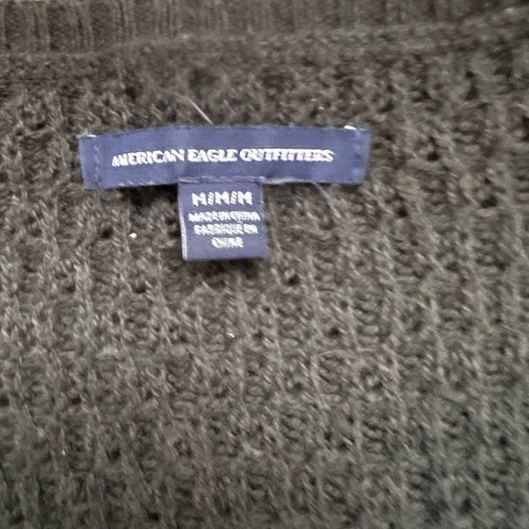 American Eagle sweater, Size Medium - Picture 5 of 8